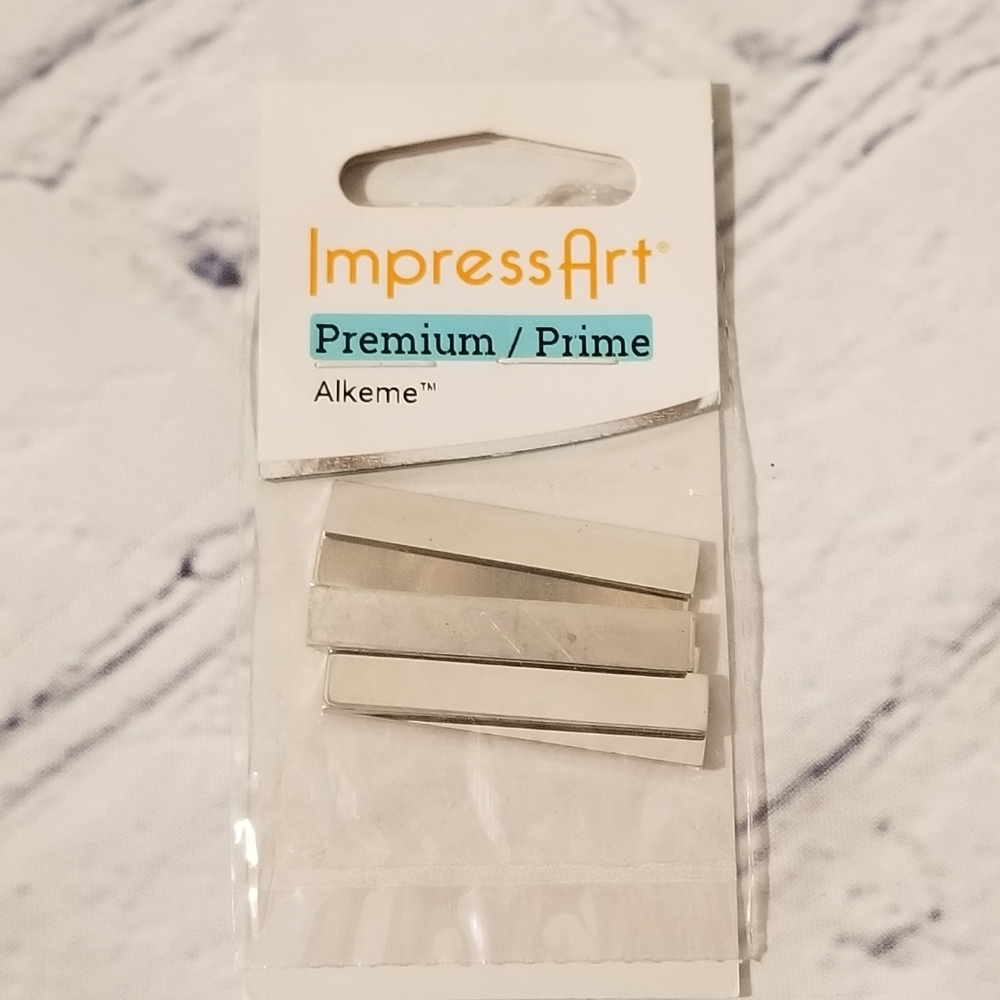 Impress Art Bundle With Typewriters Font - Picture 8 of 13